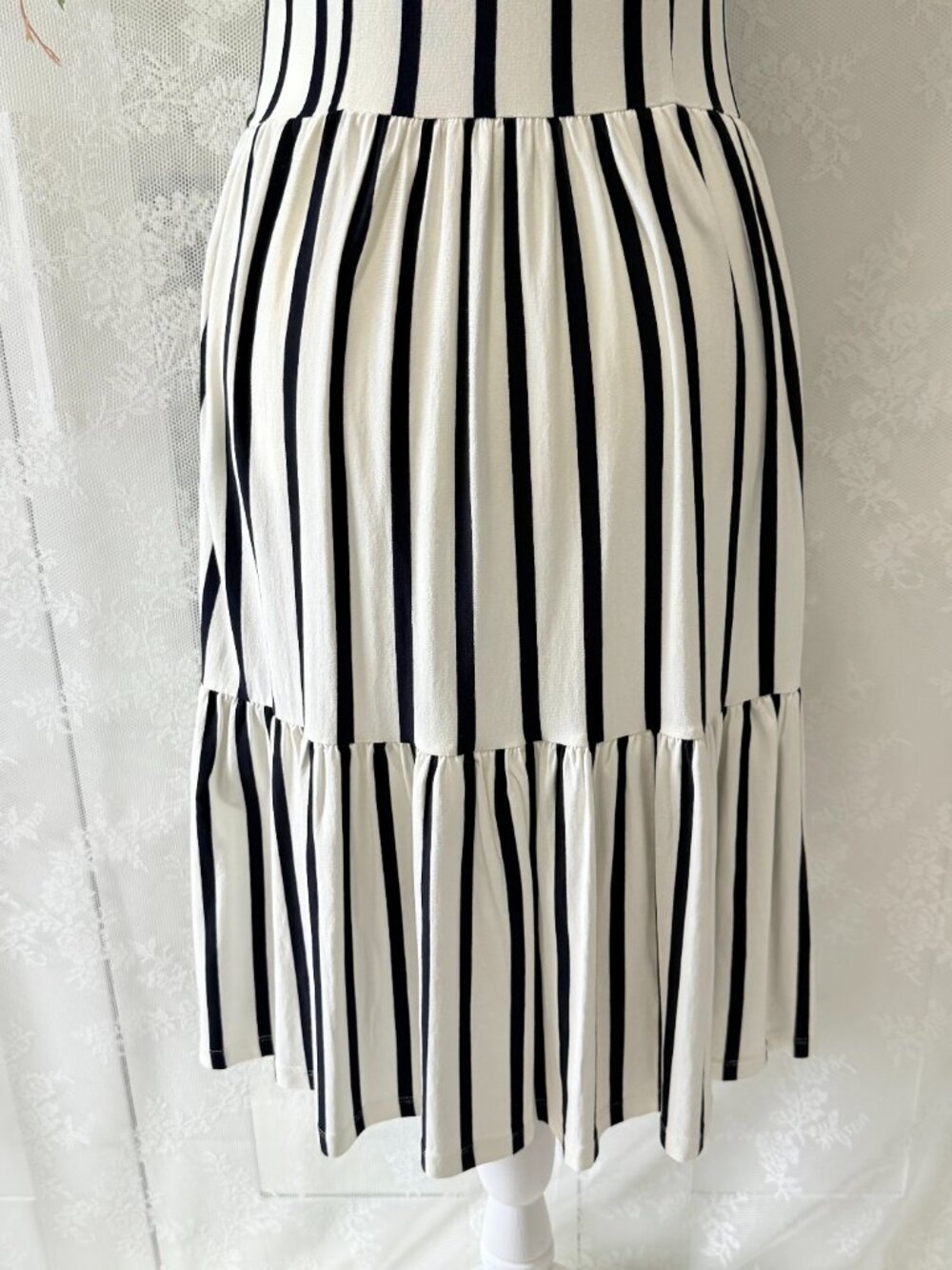 LOFT Black White Striped Tiered Sundress Size 2 Sleeveless Summer Dress - Picture 11 of 15